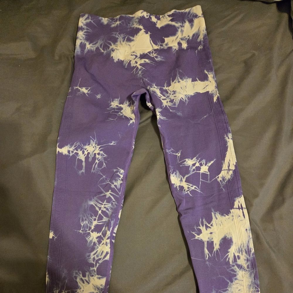 NBB Tie Dye Scrunch Leggings